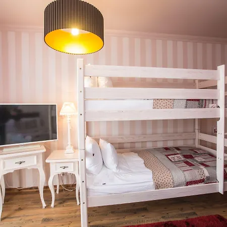 Ottaviano ホテル シフィノウイシチェ