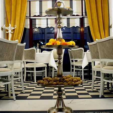 Ottaviano 3* シフィノウイシチェ